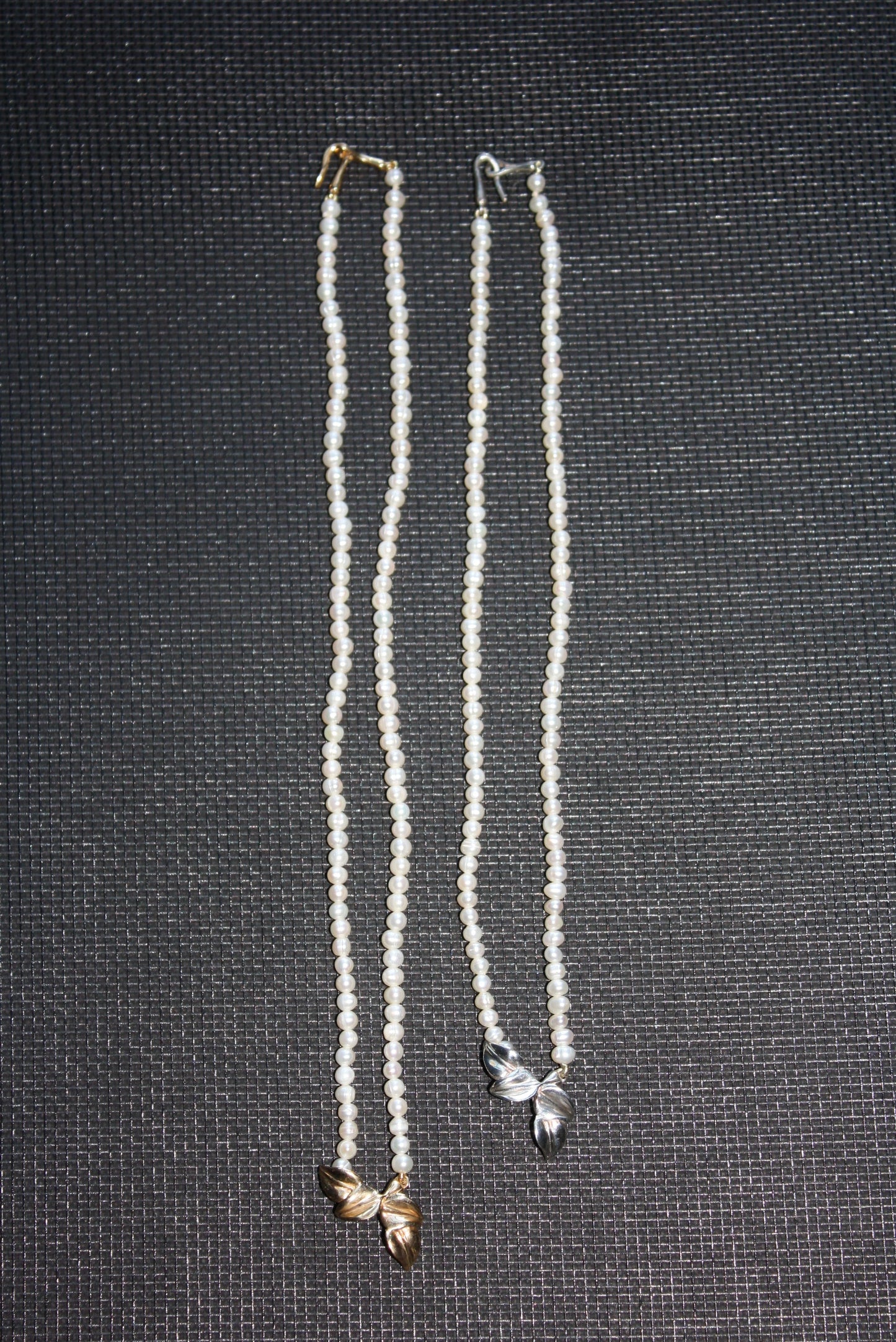 Leaves - The Itty Bitty Four-Leaf Necklace with Fresh Water Cultured Pearls in Sterling Silver